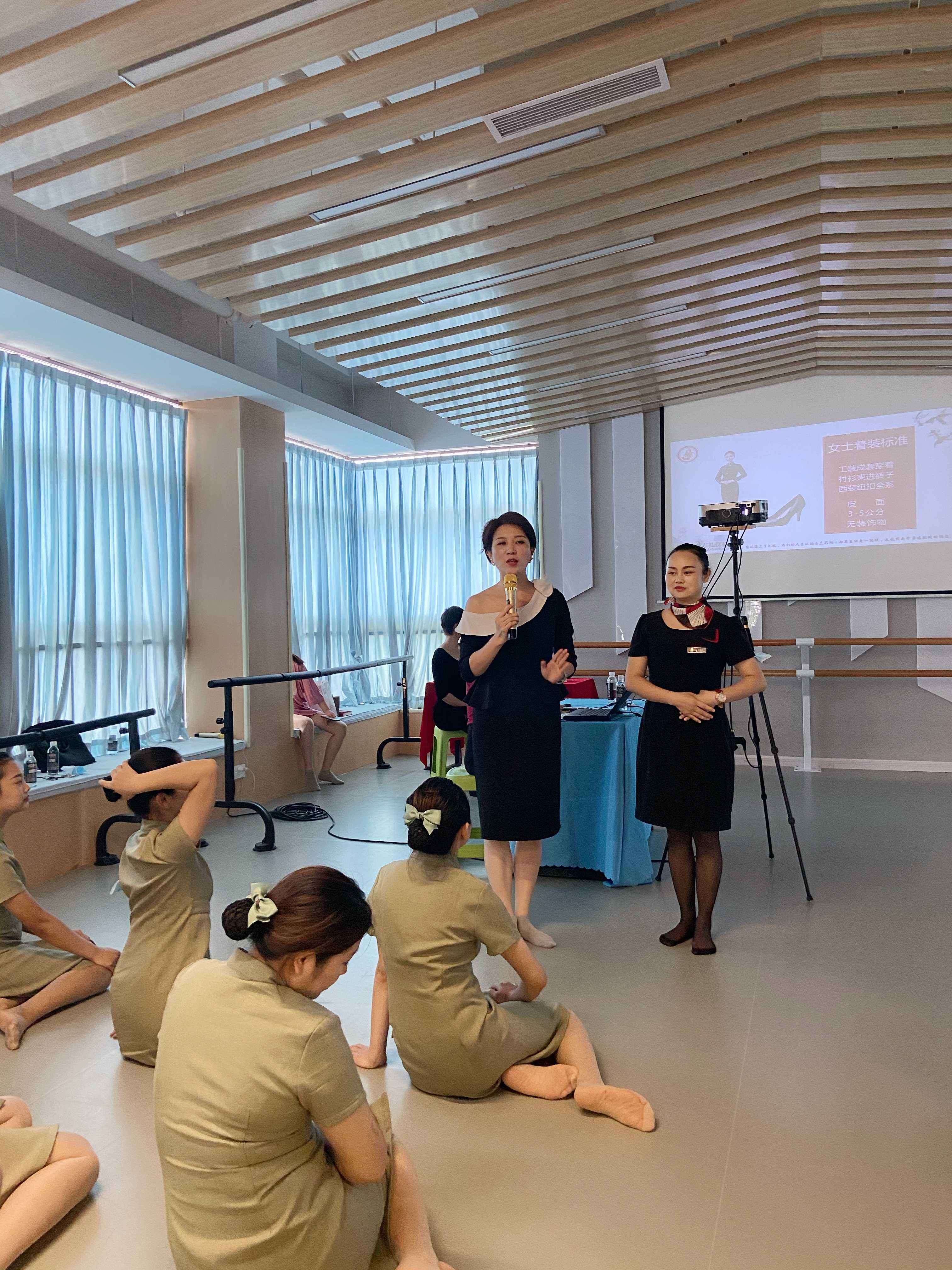 佛山行政服務禮儀培訓案例